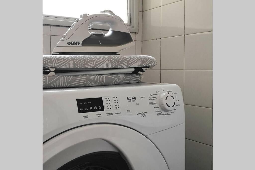 2 Ambientes En Almagro En Av Corrientes Para 2 Personas Apartment Buenos Aires Exterior foto